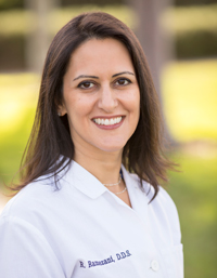 Dr. Roxana Ramezani